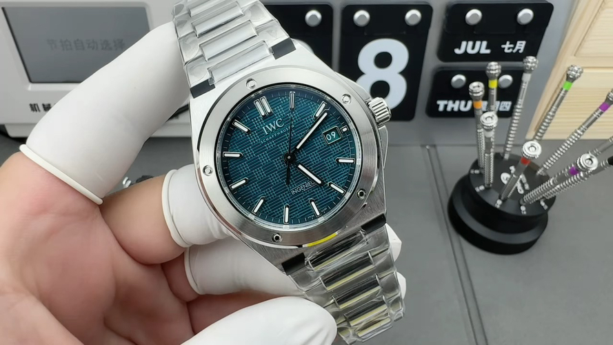  IWC Ingenieur 40mm Replica Review V7 Factory