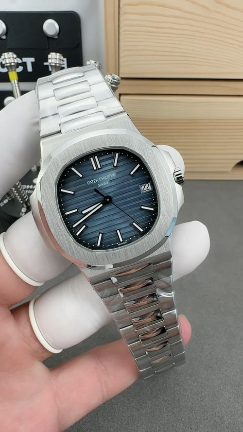 Patek Philippe Nautilus or Aquanaut replica