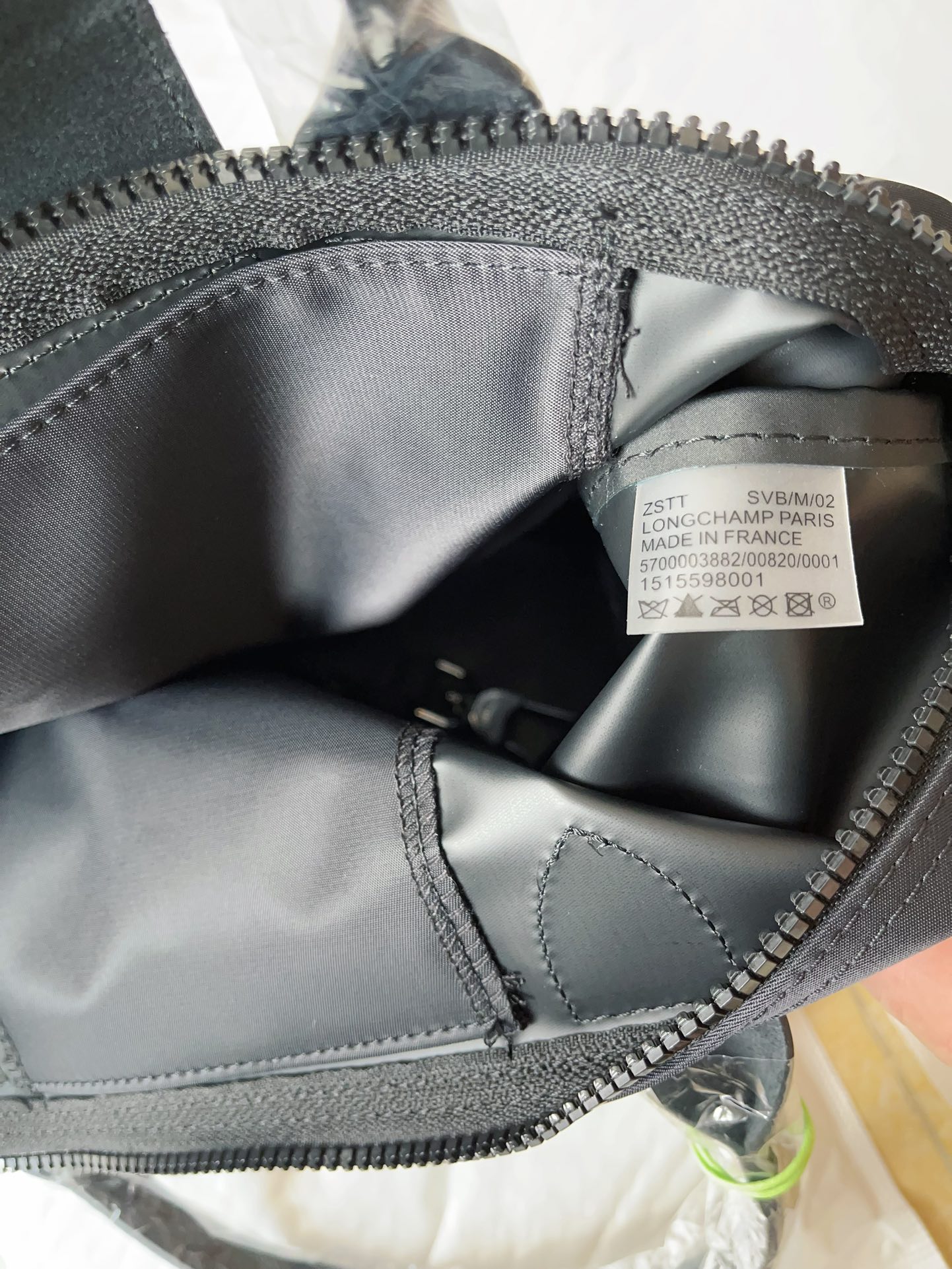 Longchamp ～珑骧尼龙料加厚款 中号1515黑色