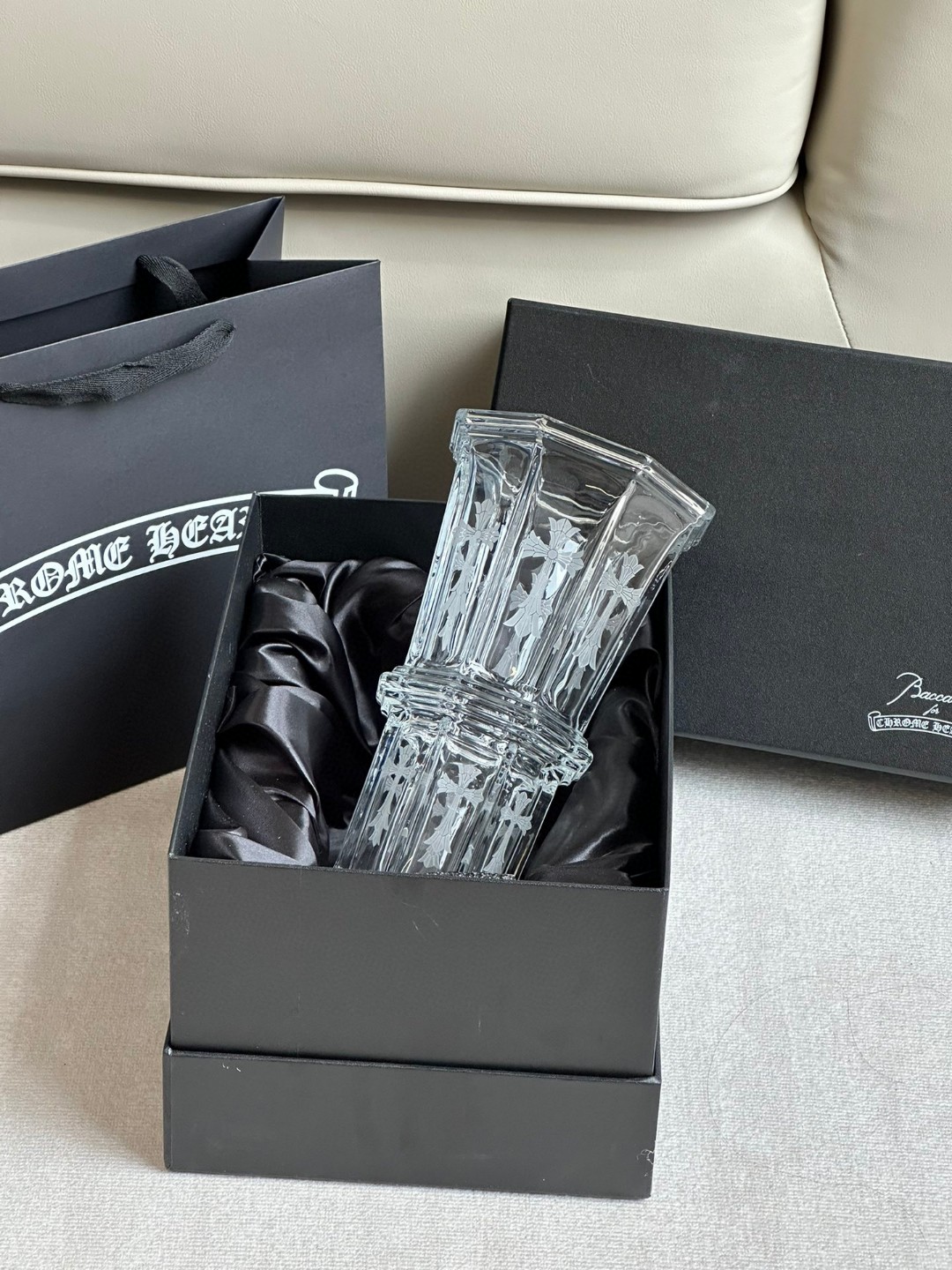 克罗心 Chromehearts&Baccarat联名花瓶 8