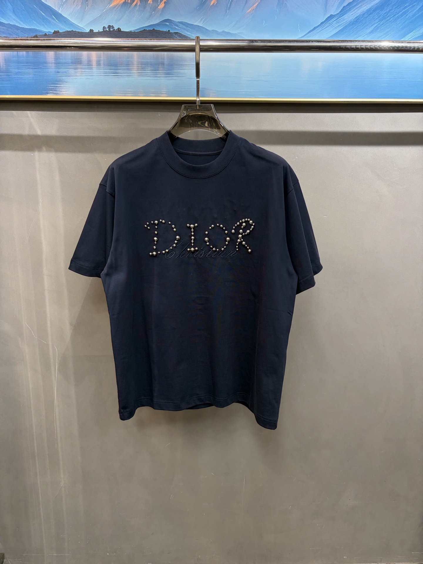 Футболка женская тёмно-синяя с декоративным логотипом Dior