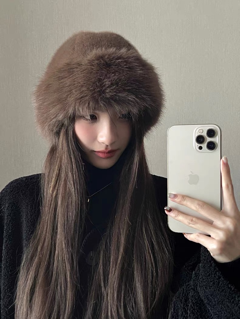 Loewe新款保暖雪帽南方小土豆不能没有的一顶帽子 为假期勇闯东北的满级装备😎😎亲肤毛绒好软好Nua 🛒