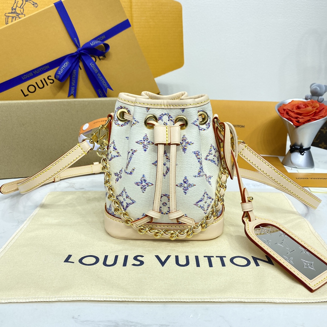 O que é uma réplica 1: 1
 Louis Vuitton LV Nano Noe Sacos Bolsas Encontre réplica
 Branco Tecido Correntes M83453