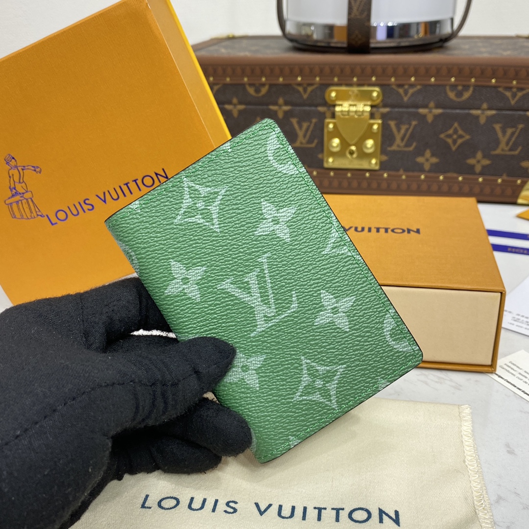 Réplica melhor
 Louis Vuitton Carteira Pequena Verde Monogram Canvas Couro de vaca Colecção Verão M83101