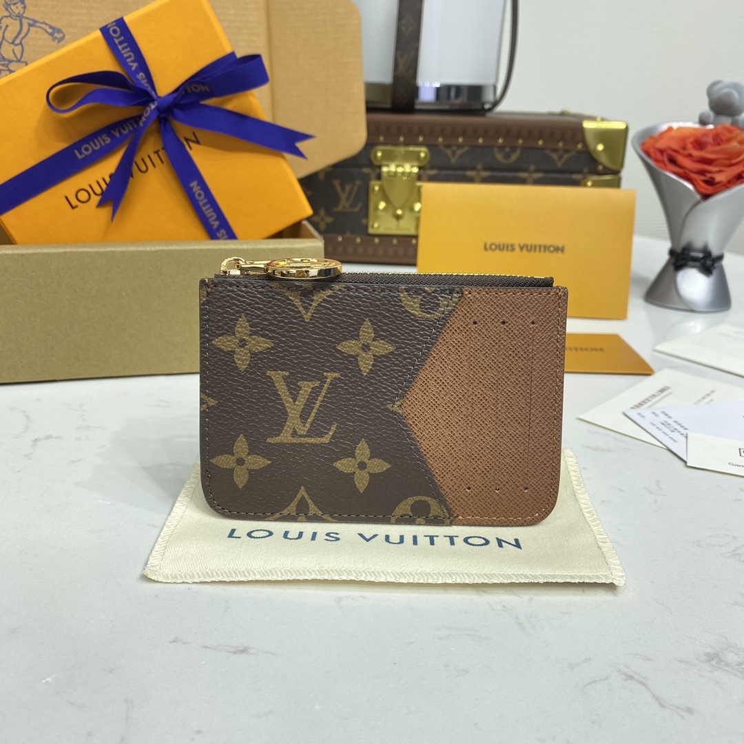 Louis Vuitton Carteira Pequena Monogram Canvas Couro de vaca Romy M81880