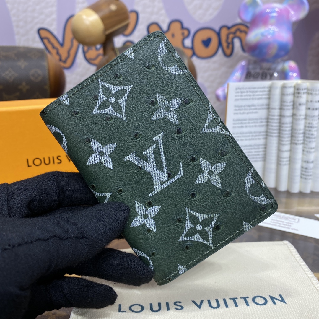 [YSL Wallets]This model is made of gorgeous ostrich leather Demonstrate profou