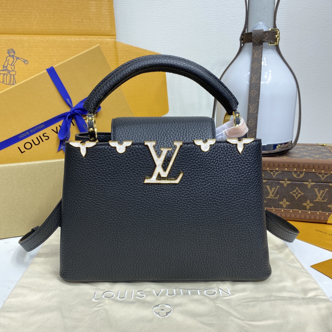 لويس فيتون LV Capucines حقيبة حقيبة يد أسود . Taurillon M23263