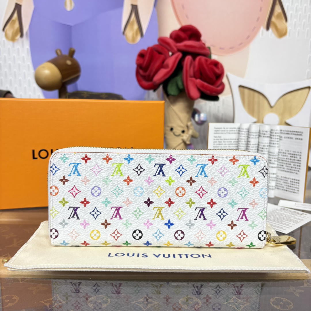 [Louis Vuitton Wallets]Small size of long clamp The accommodation capacity can