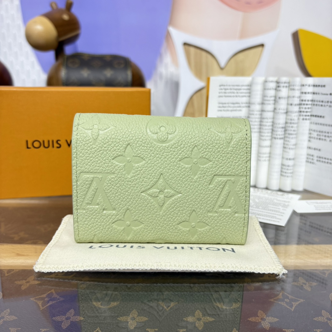[Louis Vuitton Wallets] This Romy card holder is from the x Murakami Cross-Bo