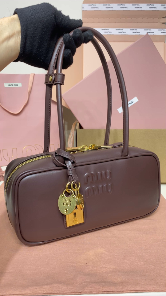 Miu Miu 25The first new product 5BB173 heather color trumpet video