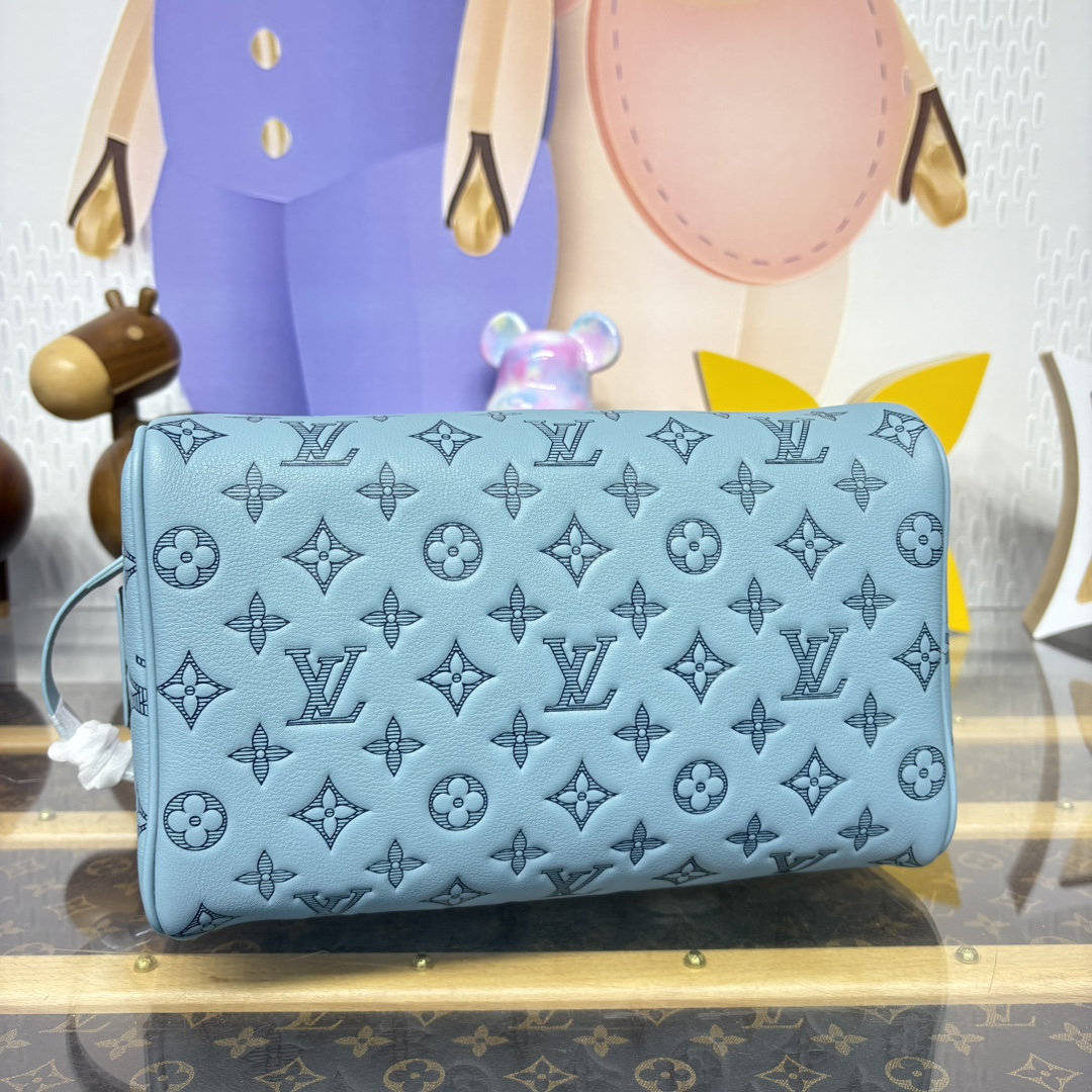 Louis Vuitton Dopp Kit M14885 Ice Blue Taurillon Monogram Leather Travel Pouch 4 i1746531492 4843 0