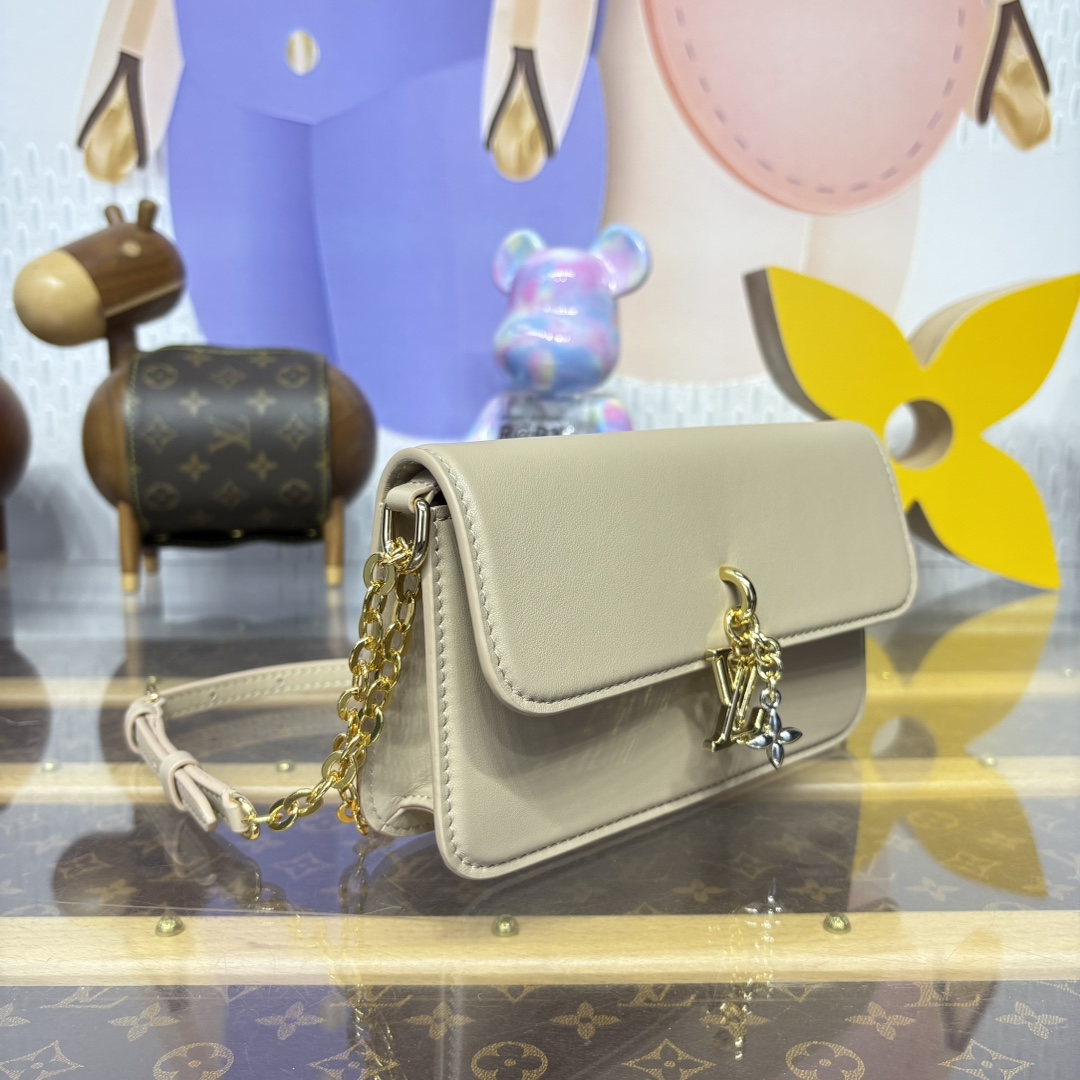 [Louis Vuitton Women