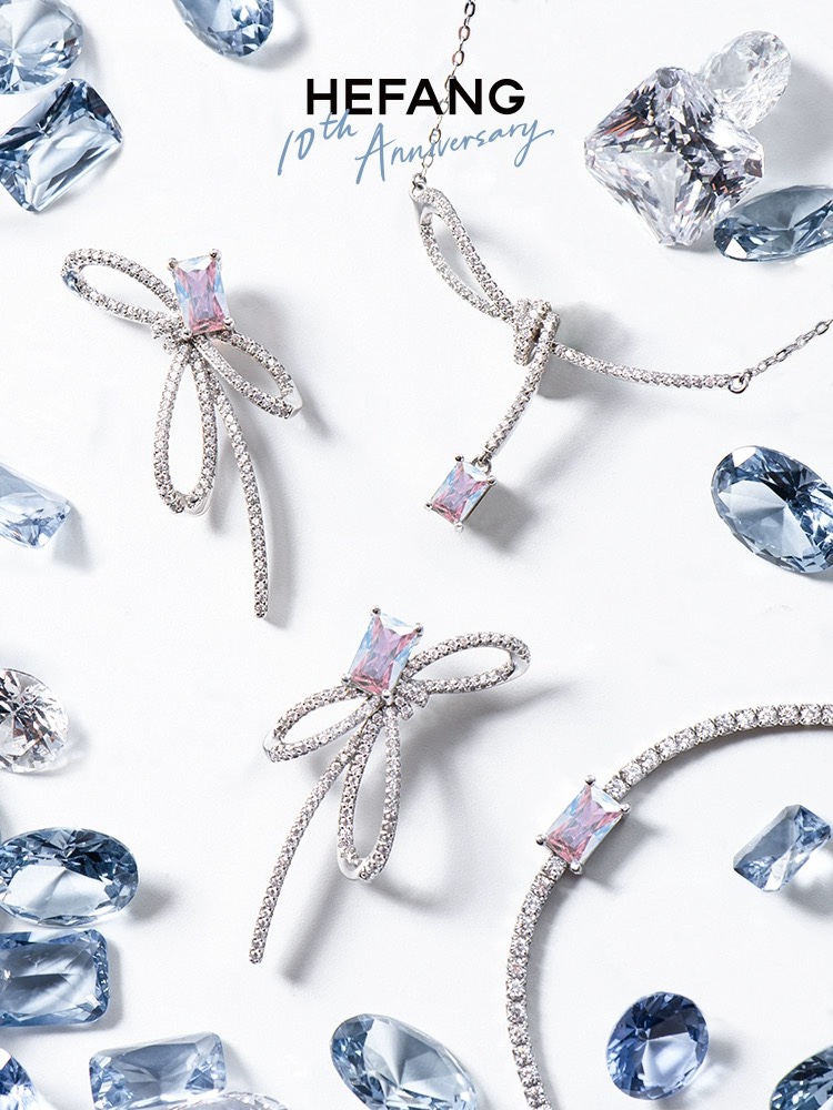 P90 HEFANG何方极光蝴蝶结耳环方糖耳钉时尚轻奢优雅轻奢耳钉耳饰女