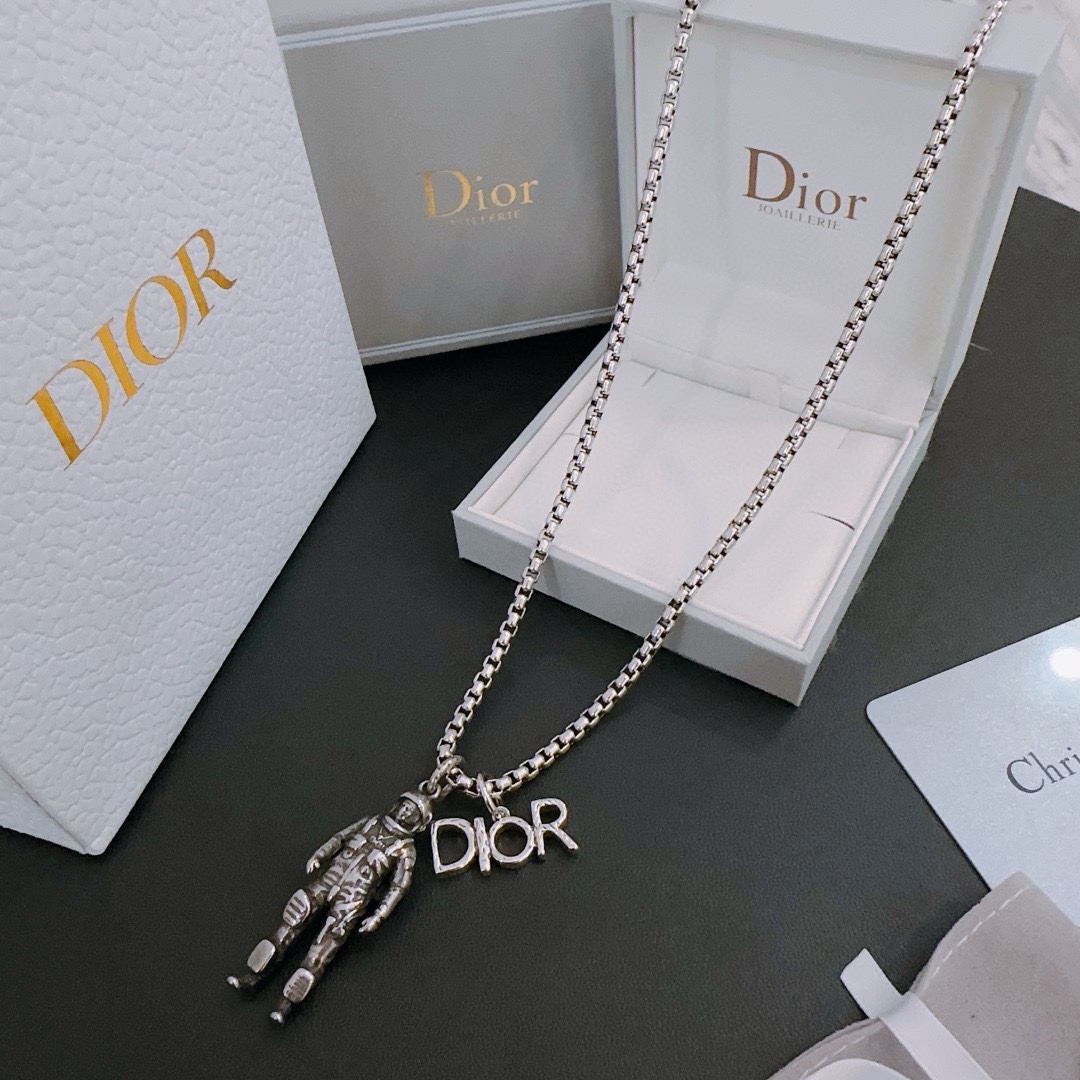 Dior Joyas Collar Venta de China
 Universal para hombres y mujeres Vintage Cadena