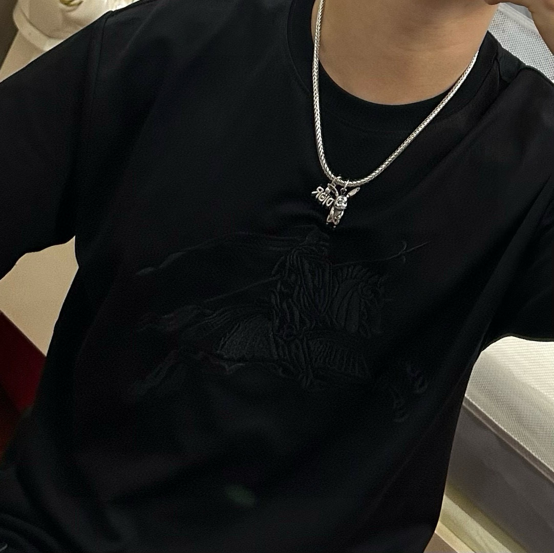    DIOR🔥新款 迪奥项链🇷🇼原单货🇷🇼专柜新款开模复古潮流时尚必备 男女均可佩戴 情侣款同款 摇滚