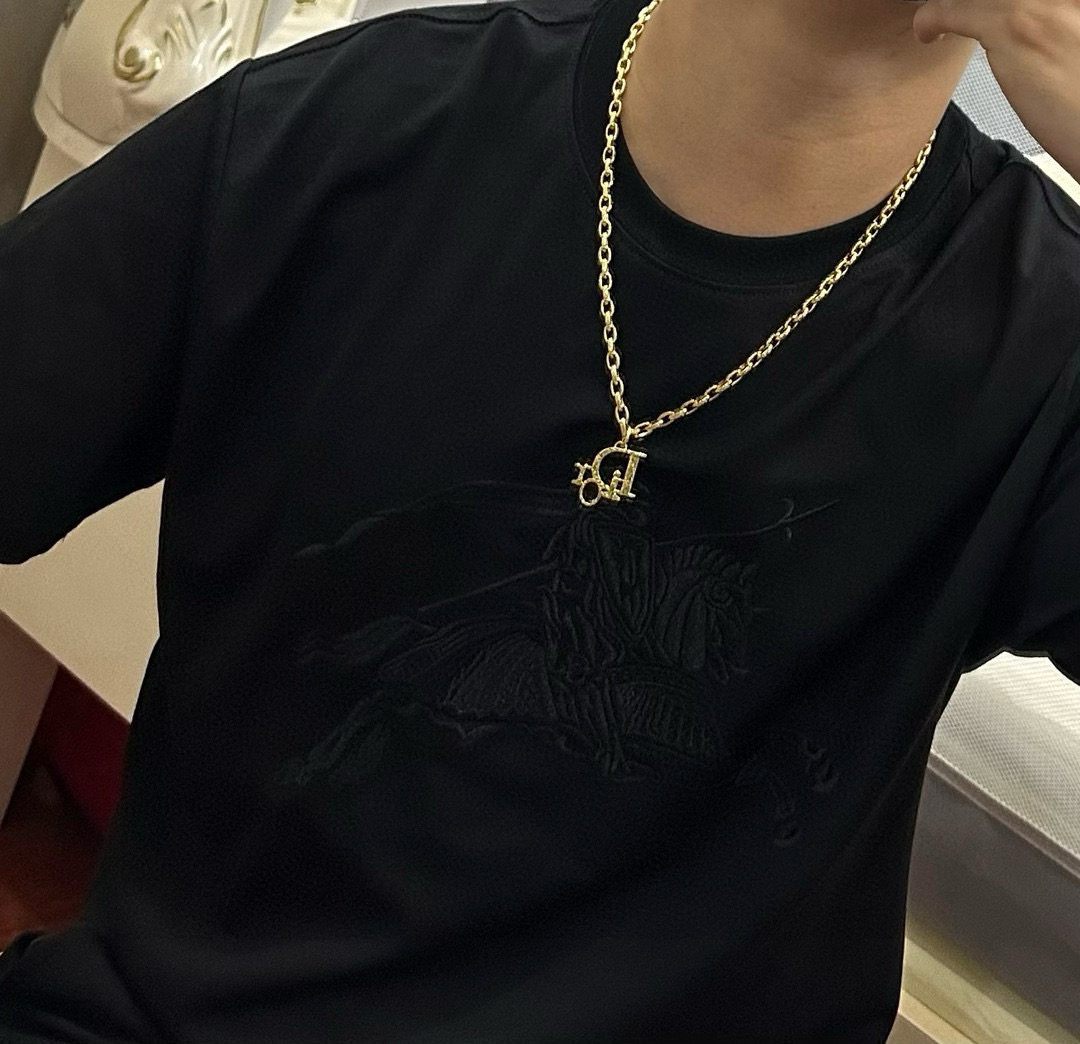    DIOR🔥新款 迪奥项链🇷🇼原单货🇷🇼专柜新款开模复古潮流时尚必备 男女均可佩戴 情侣款同款 摇滚