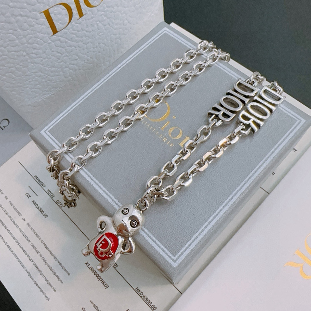    DIOR🔥新款 迪奥项链🇷🇼原单货🇷🇼专柜新款开模复古潮流时尚必备 男女均可佩戴 情侣款同款 摇滚