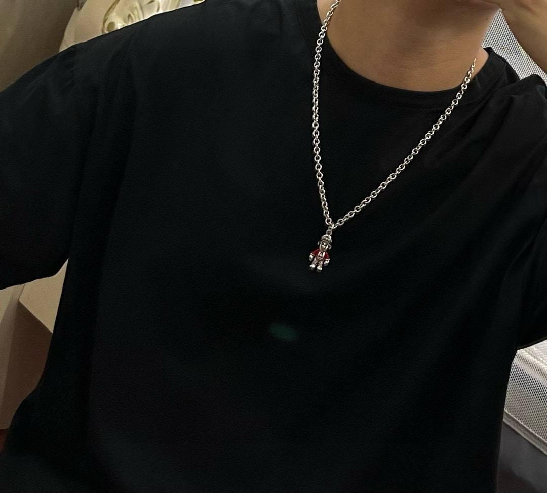    DIOR🔥新款 迪奥项链🇷🇼原单货🇷🇼专柜新款开模复古潮流时尚必备 男女均可佩戴 情侣款同款 摇滚