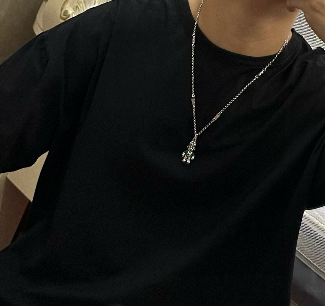    DIOR🔥新款 迪奥项链🇷🇼原单货🇷🇼专柜新款开模复古潮流时尚必备 男女均可佩戴 情侣款同款 摇滚