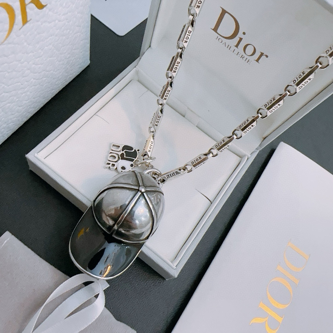    DIOR🔥新款 迪奥项链🇷🇼原单货🇷🇼专柜新款开模复古潮流时尚必备 男女均可佩戴 情侣款同款 摇滚