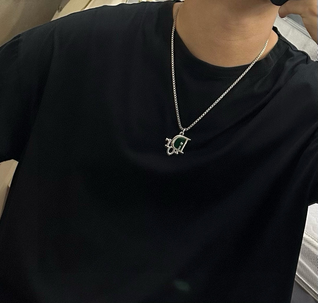    DIOR🔥新款 迪奥项链🇷🇼原单货🇷🇼专柜新款开模复古潮流时尚必备 男女均可佩戴 情侣款同款 摇滚