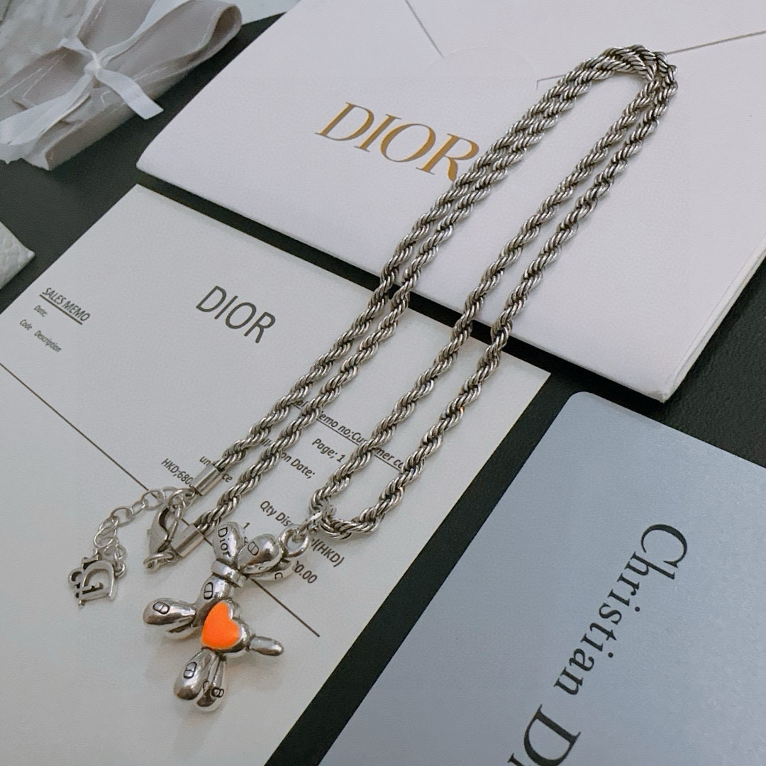    DIOR🔥新款 迪奥项链🇷🇼原单货🇷🇼专柜新款开模复古潮流时尚必备 男女均可佩戴 情侣款同款 摇滚