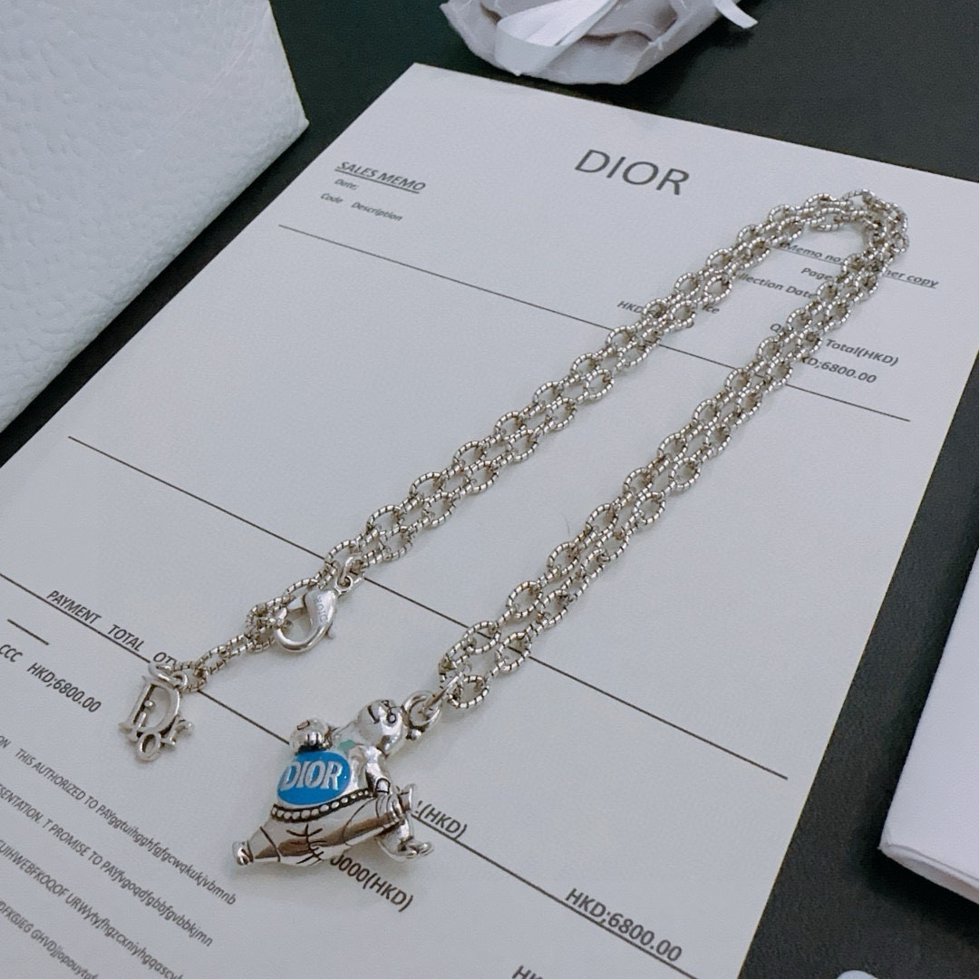    DIOR🔥新款 迪奥项链🇷🇼原单货🇷🇼专柜新款开模复古潮流时尚必备 男女均可佩戴 情侣款同款 摇滚