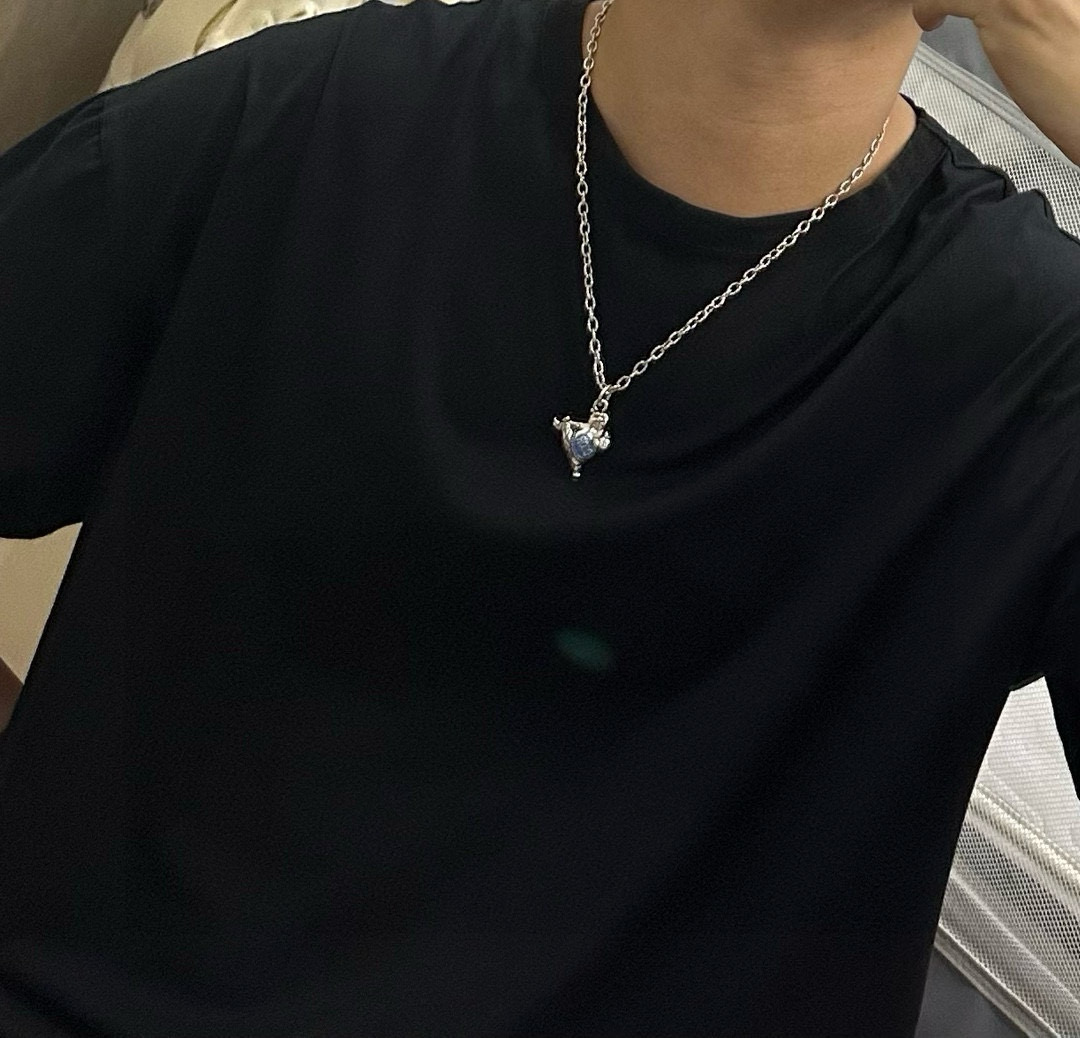    DIOR🔥新款 迪奥项链🇷🇼原单货🇷🇼专柜新款开模复古潮流时尚必备 男女均可佩戴 情侣款同款 摇滚