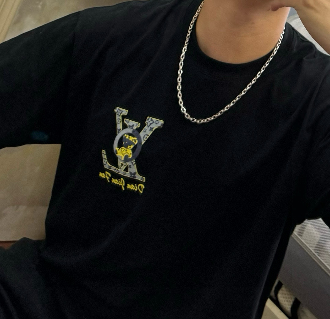    DIOR🔥新款 迪奥项链🇷🇼原单货🇷🇼专柜新款开模复古潮流时尚必备 男女均可佩戴 情侣款同款 摇滚