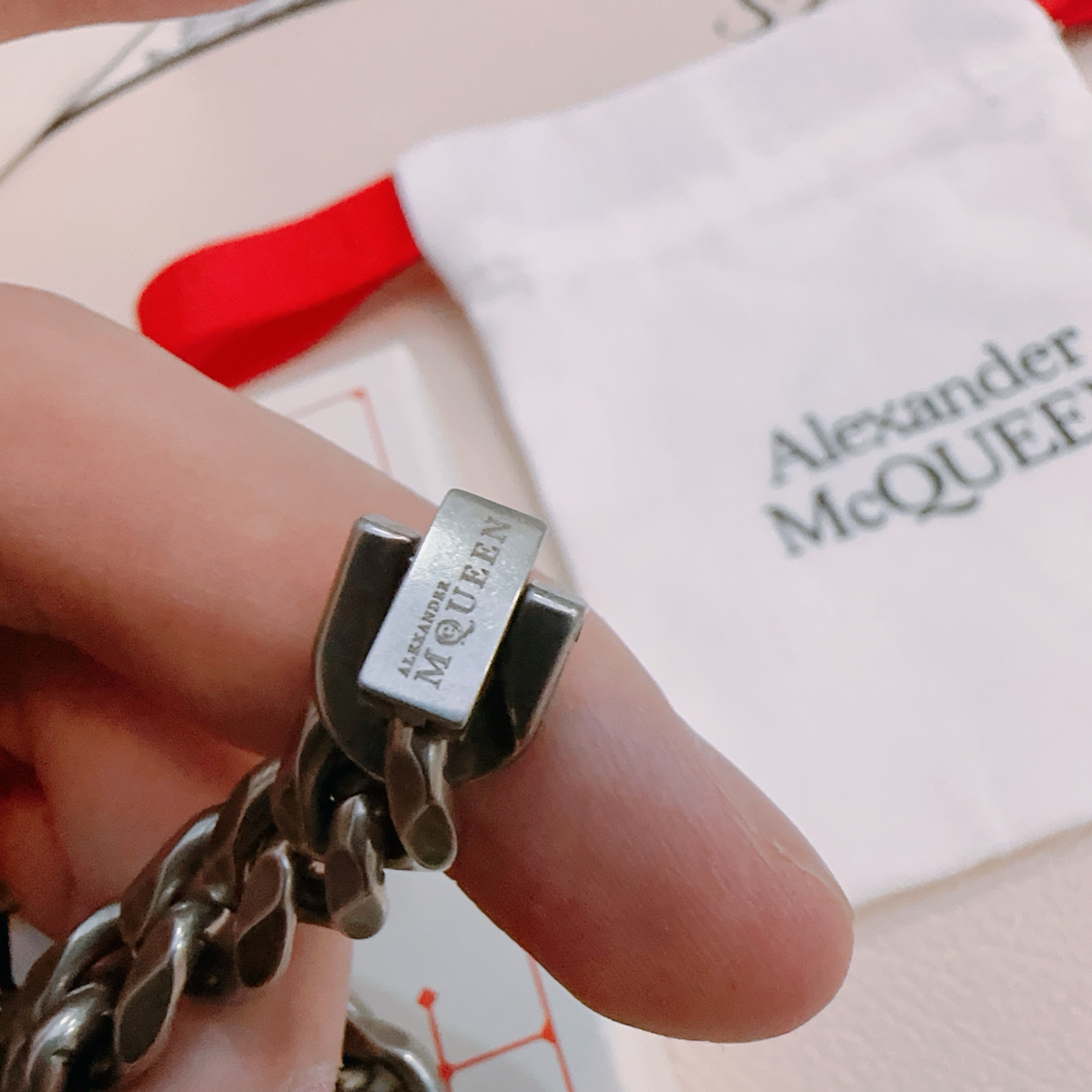   新款Alexander McQueen 亚历山大 麦昆 手链  专柜一致原版定制  骨子里那种叛逆浮