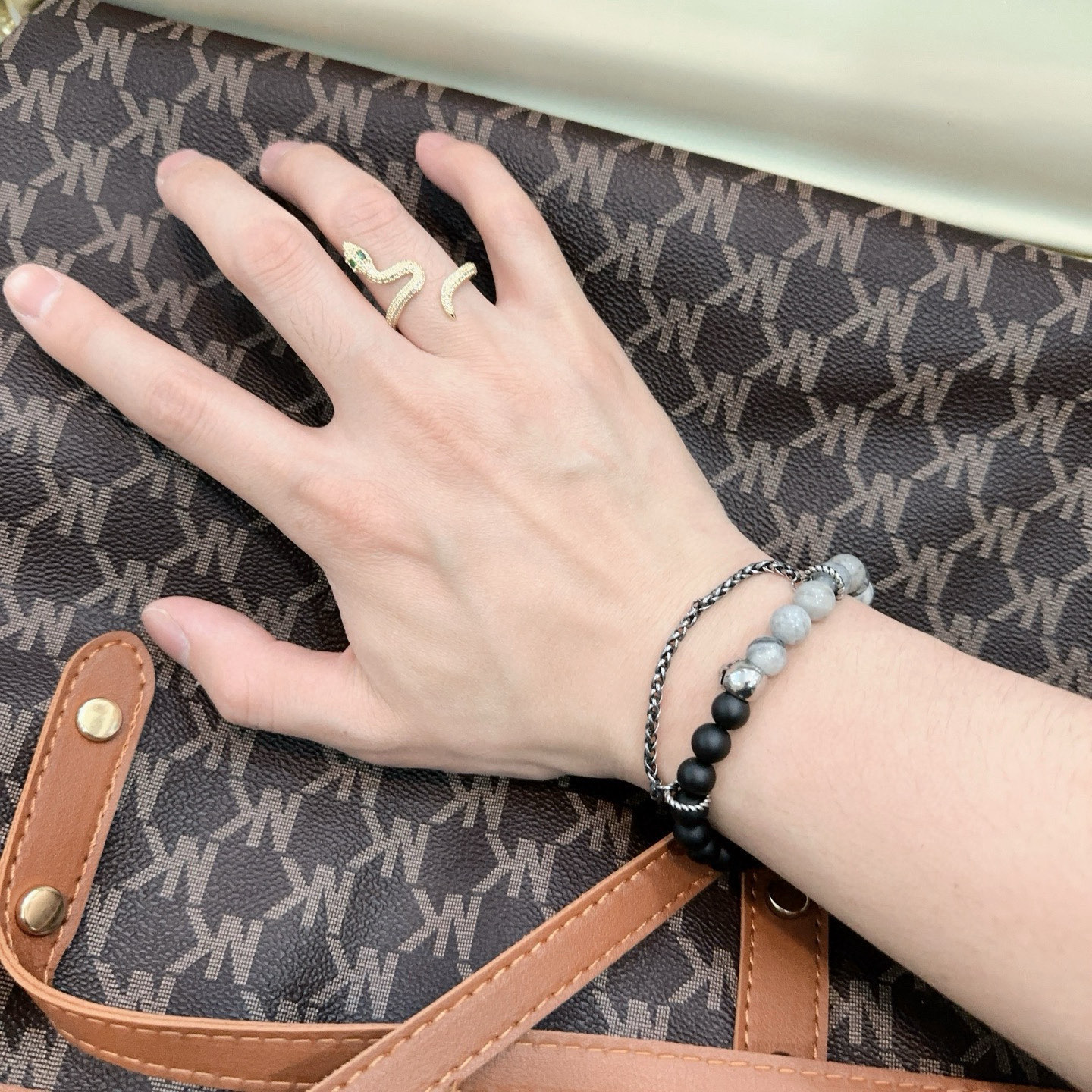   新款Alexander McQueen 亚历山大 麦昆 手链  专柜一致原版定制  骨子里那种叛逆浮
