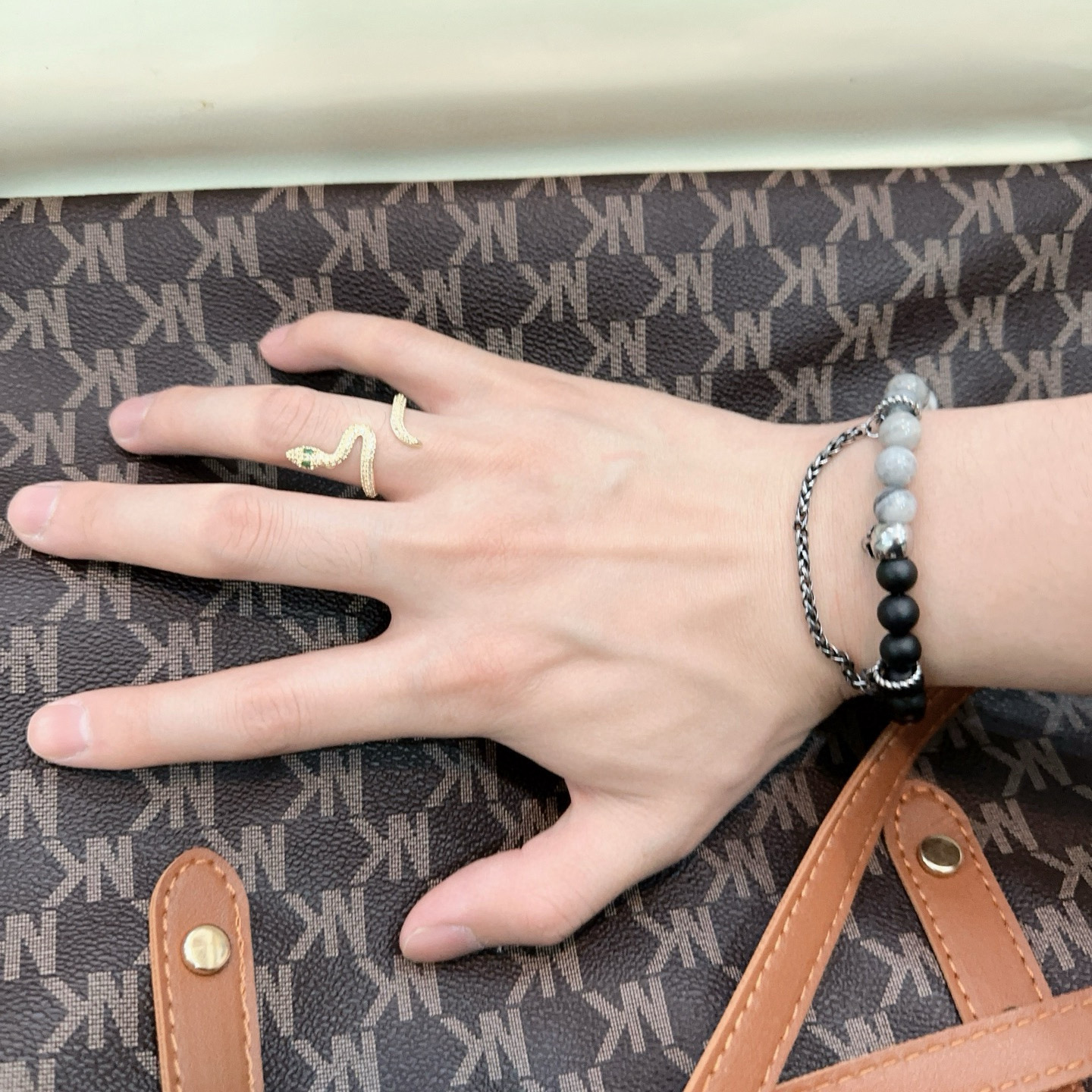   新款Alexander McQueen 亚历山大 麦昆 手链  专柜一致原版定制  骨子里那种叛逆浮
