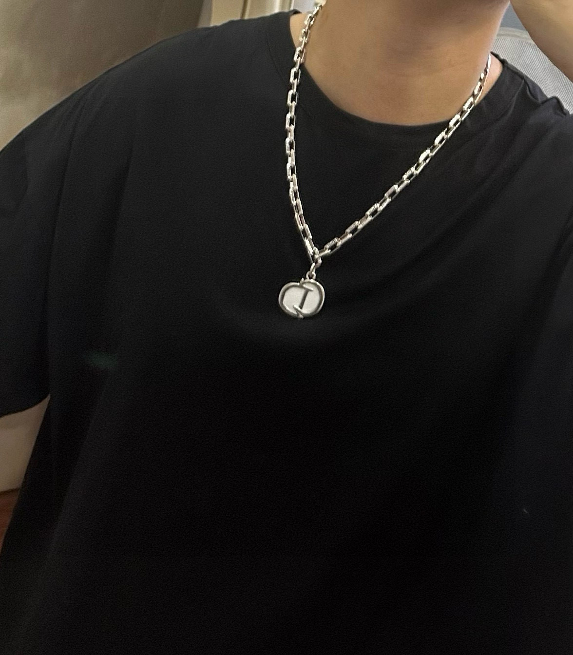    DIOR🔥新款 迪奥项链🇷🇼原单货🇷🇼专柜新款开模复古潮流时尚必备 男女均可佩戴 情侣款同款 摇滚