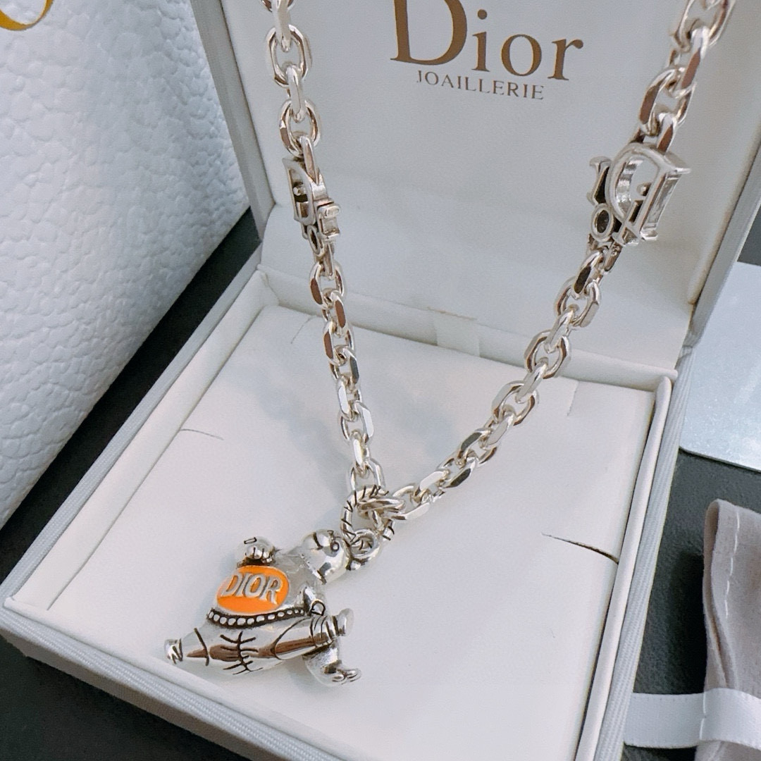    DIOR🔥新款 迪奥项链🇷🇼原单货🇷🇼专柜新款开模复古潮流时尚必备 男女均可佩戴 情侣款同款 摇滚