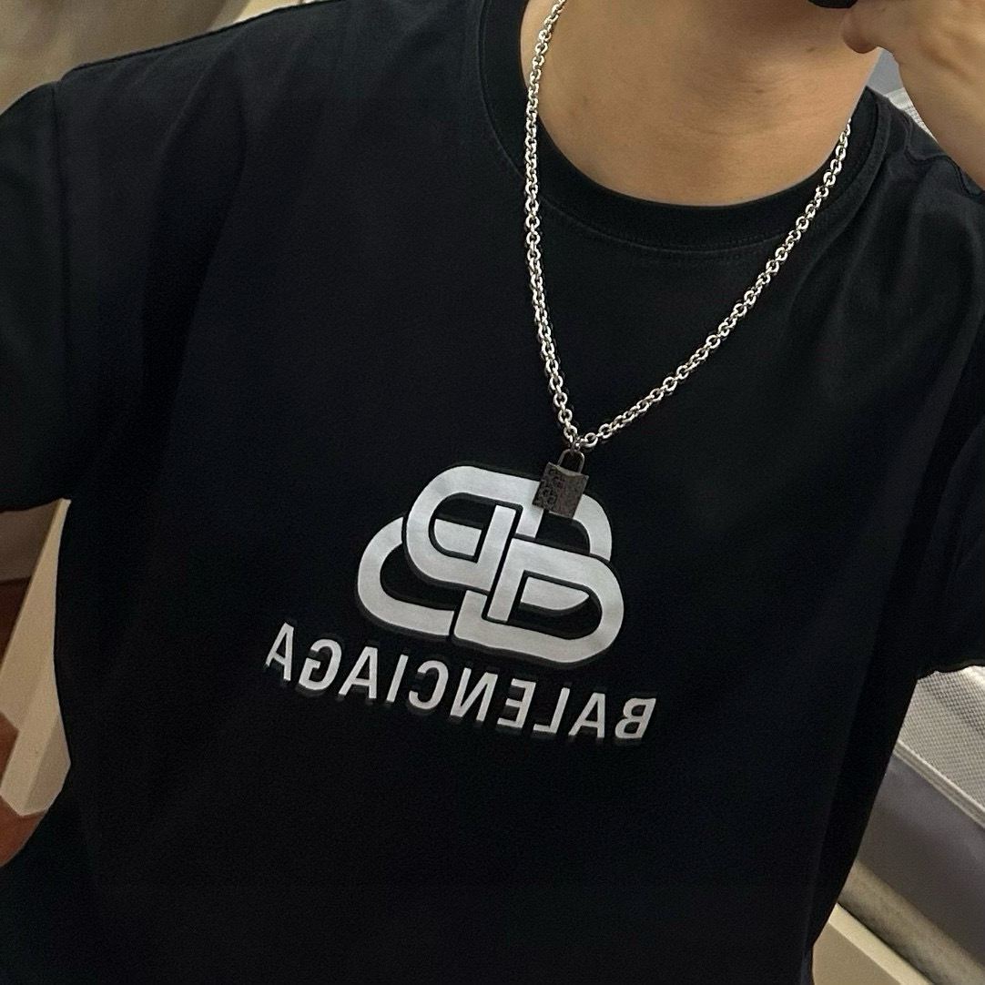    DIOR🔥新款 迪奥项链🇷🇼原单货🇷🇼专柜新款开模复古潮流时尚必备 男女均可佩戴 情侣款同款 摇滚