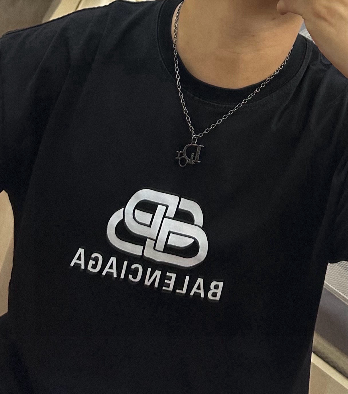    DIOR🔥新款 迪奥项链🇷🇼原单货🇷🇼专柜新款开模复古潮流时尚必备 男女均可佩戴 情侣款同款 摇滚
