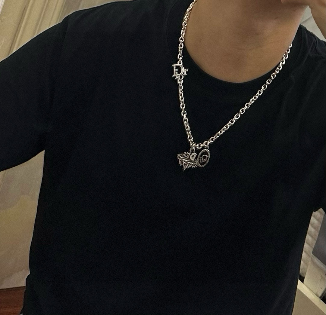    DIOR🔥新款 迪奥项链🇷🇼原单货🇷🇼专柜新款开模复古潮流时尚必备 男女均可佩戴 情侣款同款 摇滚
