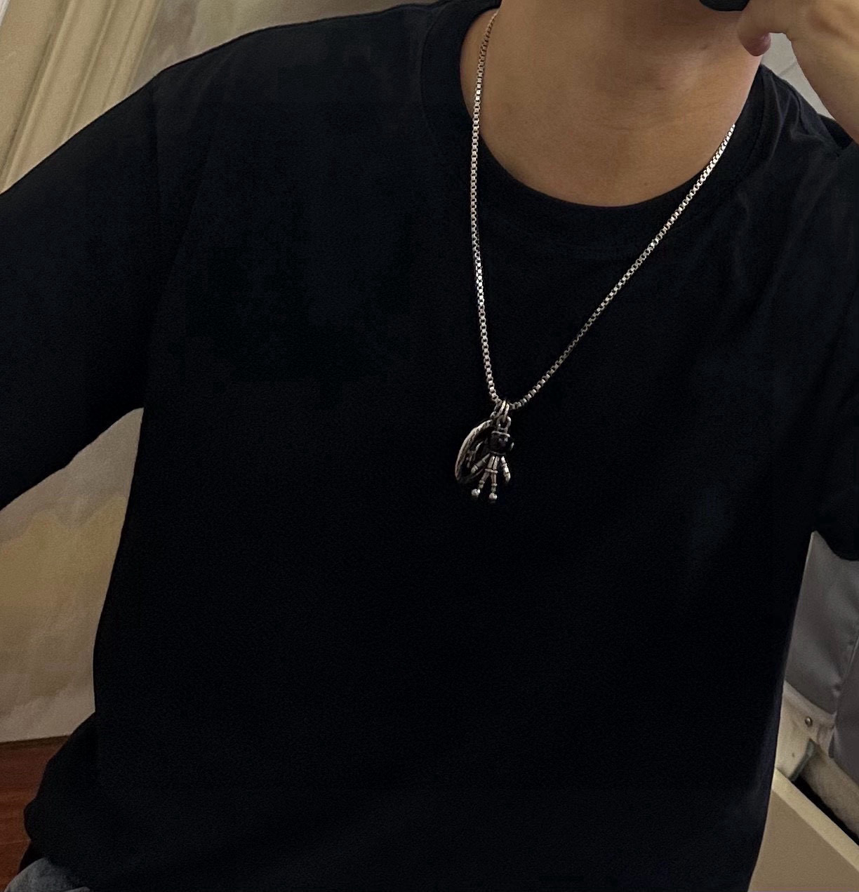    DIOR🔥新款 迪奥项链🇷🇼原单货🇷🇼专柜新款开模复古潮流时尚必备 男女均可佩戴 情侣款同款 摇滚
