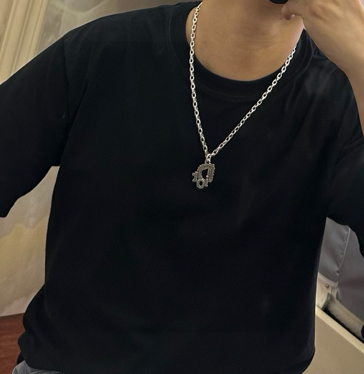    DIOR🔥新款 迪奥项链🇷🇼原单货🇷🇼专柜新款开模复古潮流时尚必备 男女均可佩戴 情侣款同款 摇滚