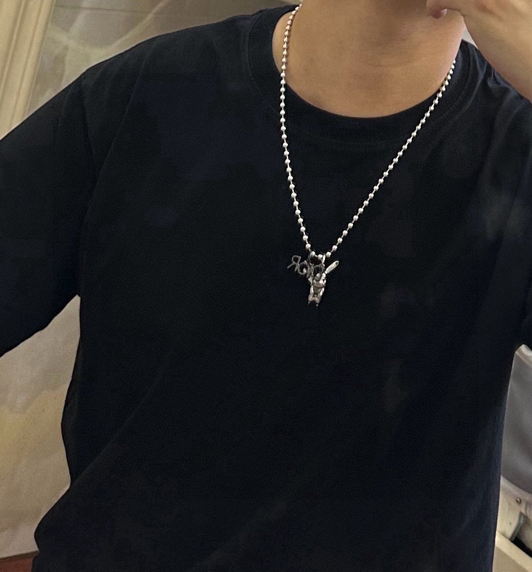    DIOR🔥新款 迪奥项链🇷🇼原单货🇷🇼专柜新款开模复古潮流时尚必备 男女均可佩戴 情侣款同款 摇滚