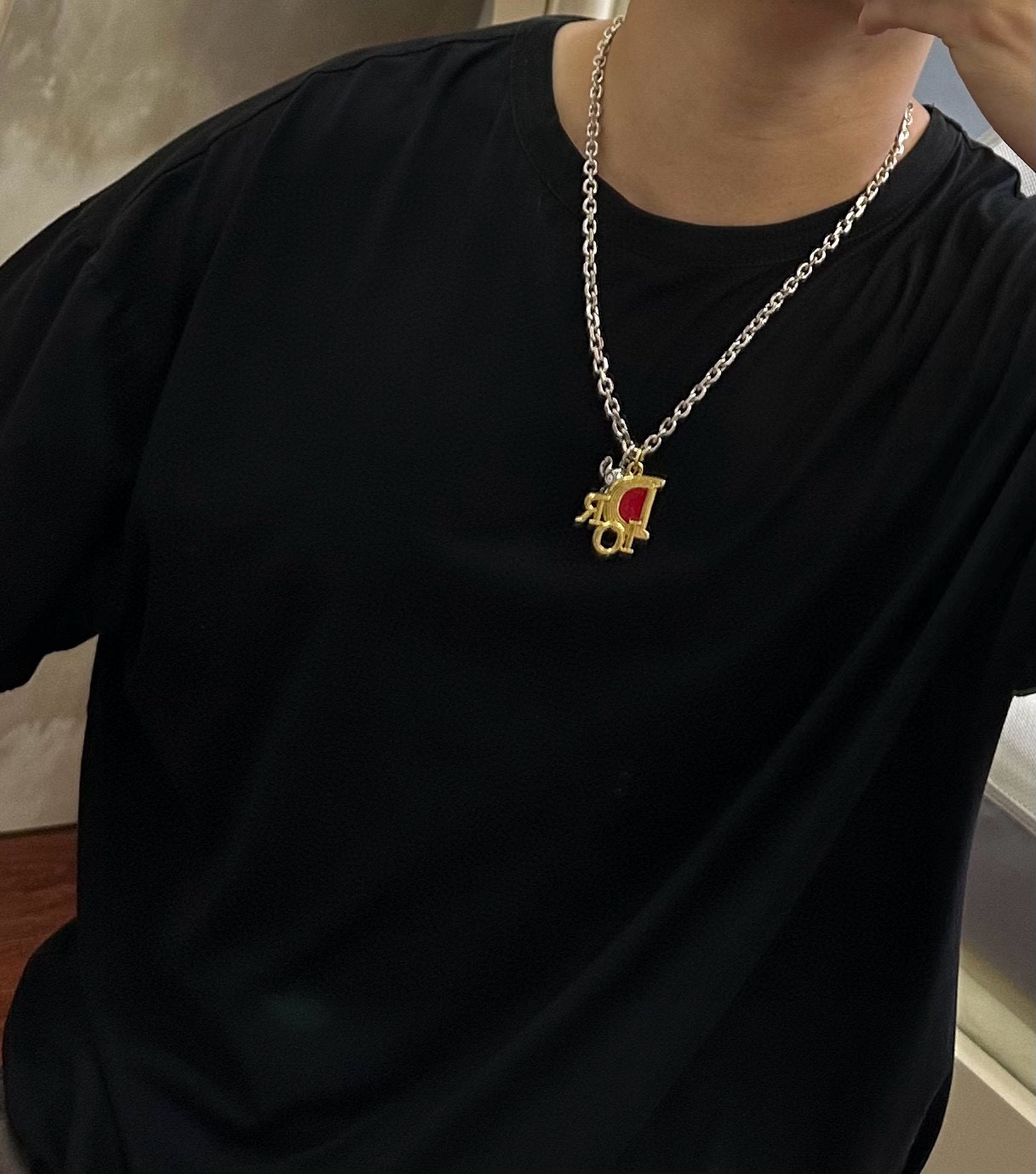    DIOR🔥新款 迪奥项链🇷🇼原单货🇷🇼专柜新款开模复古潮流时尚必备 男女均可佩戴 情侣款同款 摇滚