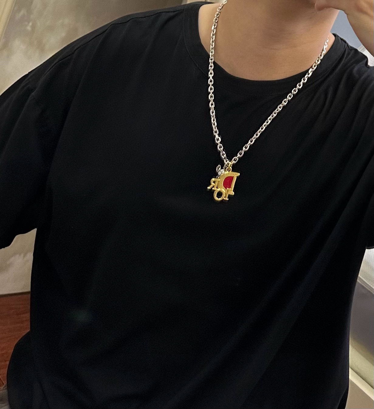    DIOR🔥新款 迪奥项链🇷🇼原单货🇷🇼专柜新款开模复古潮流时尚必备 男女均可佩戴 情侣款同款 摇滚