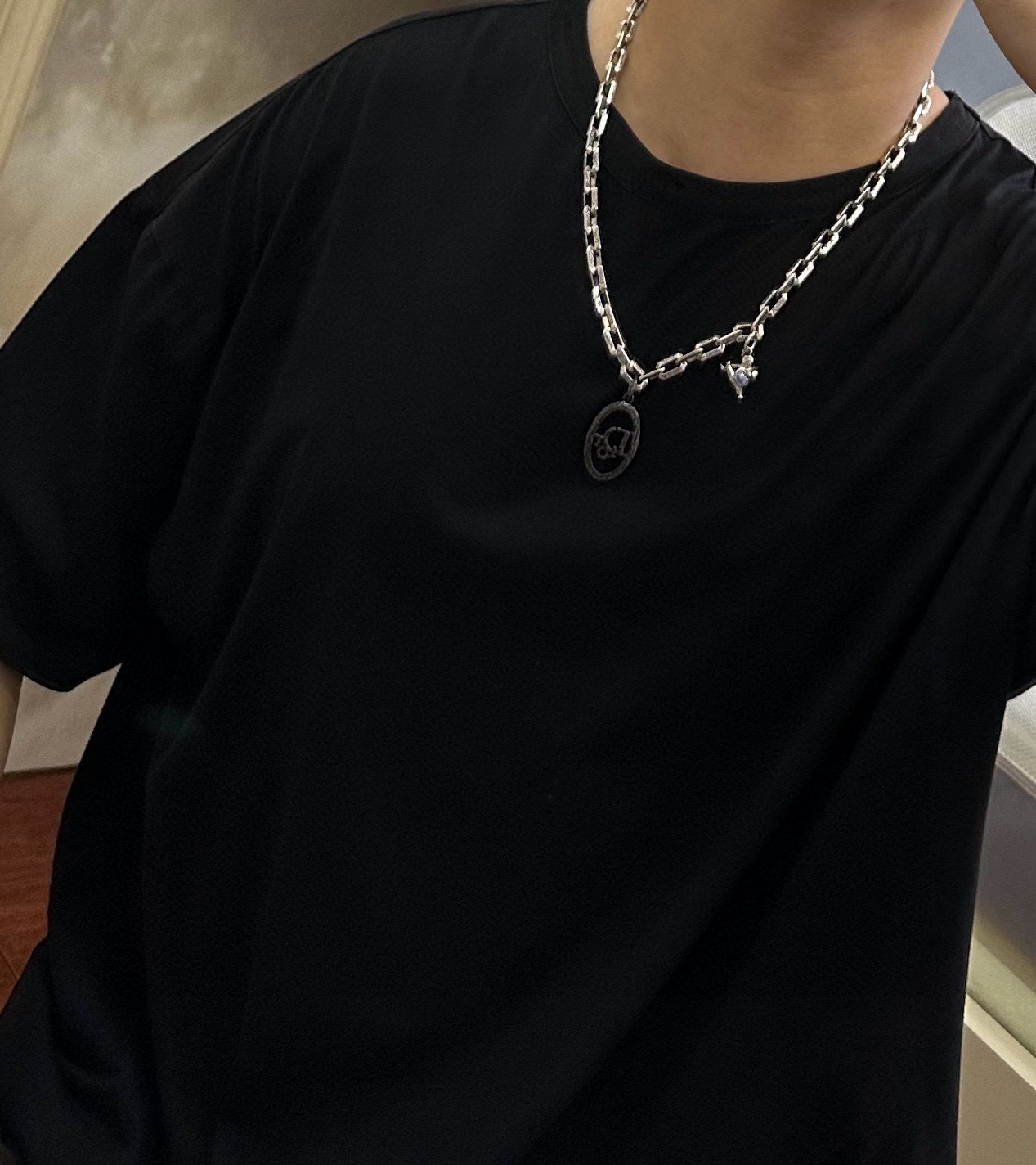    DIOR🔥新款 迪奥项链🇷🇼原单货🇷🇼专柜新款开模复古潮流时尚必备 男女均可佩戴 情侣款同款 摇滚