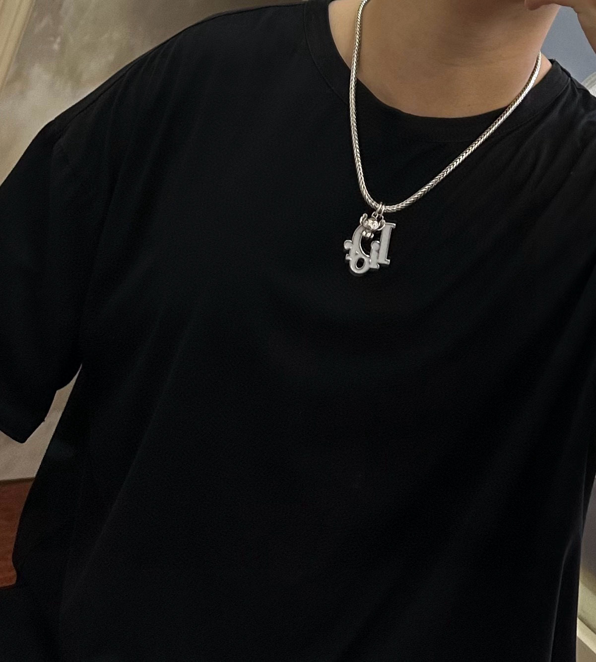    DIOR🔥新款 迪奥项链🇷🇼原单货🇷🇼专柜新款开模复古潮流时尚必备 男女均可佩戴 情侣款同款 摇滚