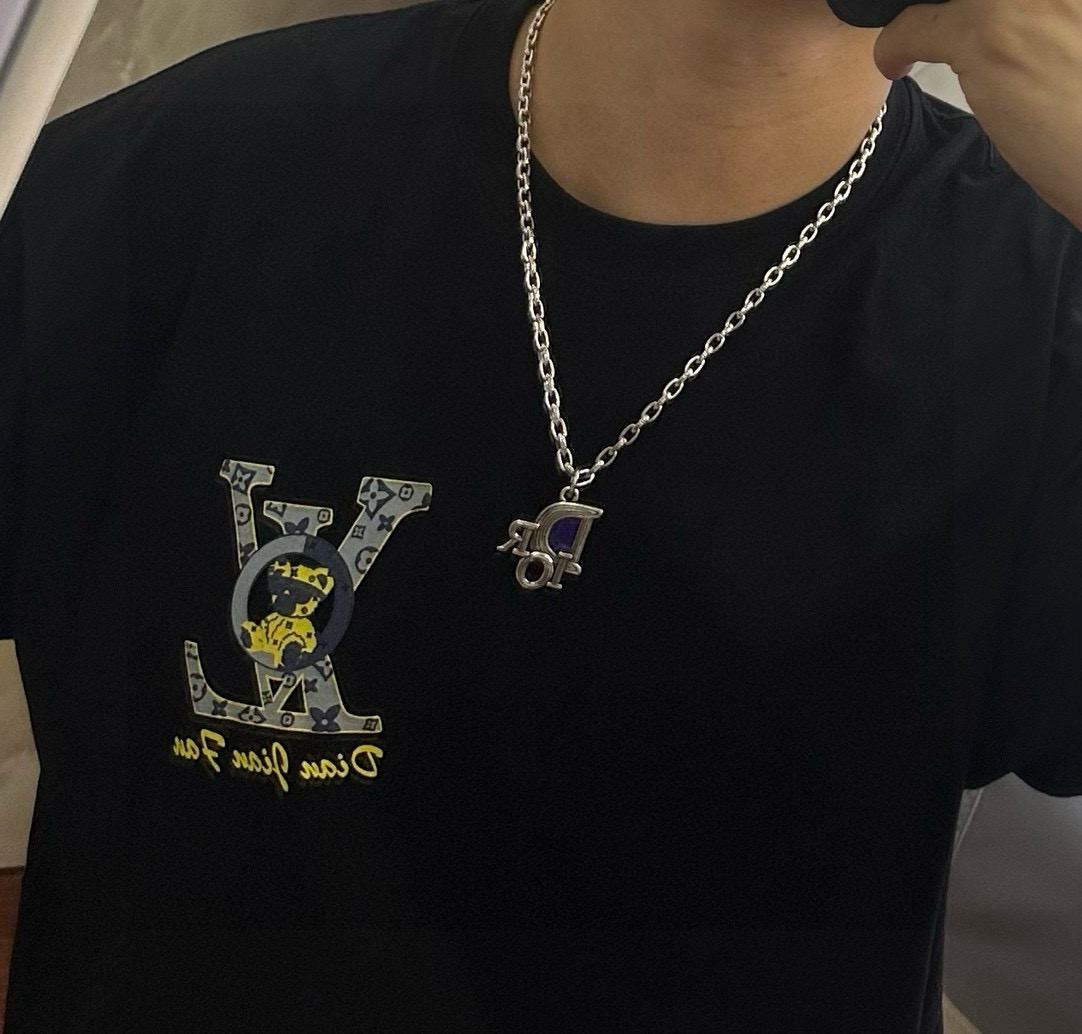    DIOR🔥新款 迪奥项链🇷🇼原单货🇷🇼专柜新款开模复古潮流时尚必备 男女均可佩戴 情侣款同款 摇滚