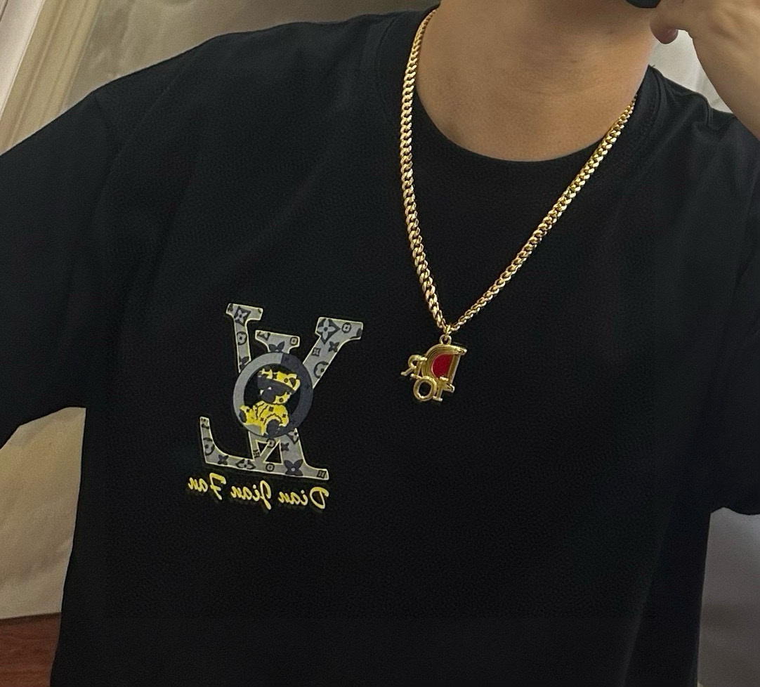    DIOR🔥新款 迪奥项链🇷🇼原单货🇷🇼专柜新款开模复古潮流时尚必备 男女均可佩戴 情侣款同款 摇滚