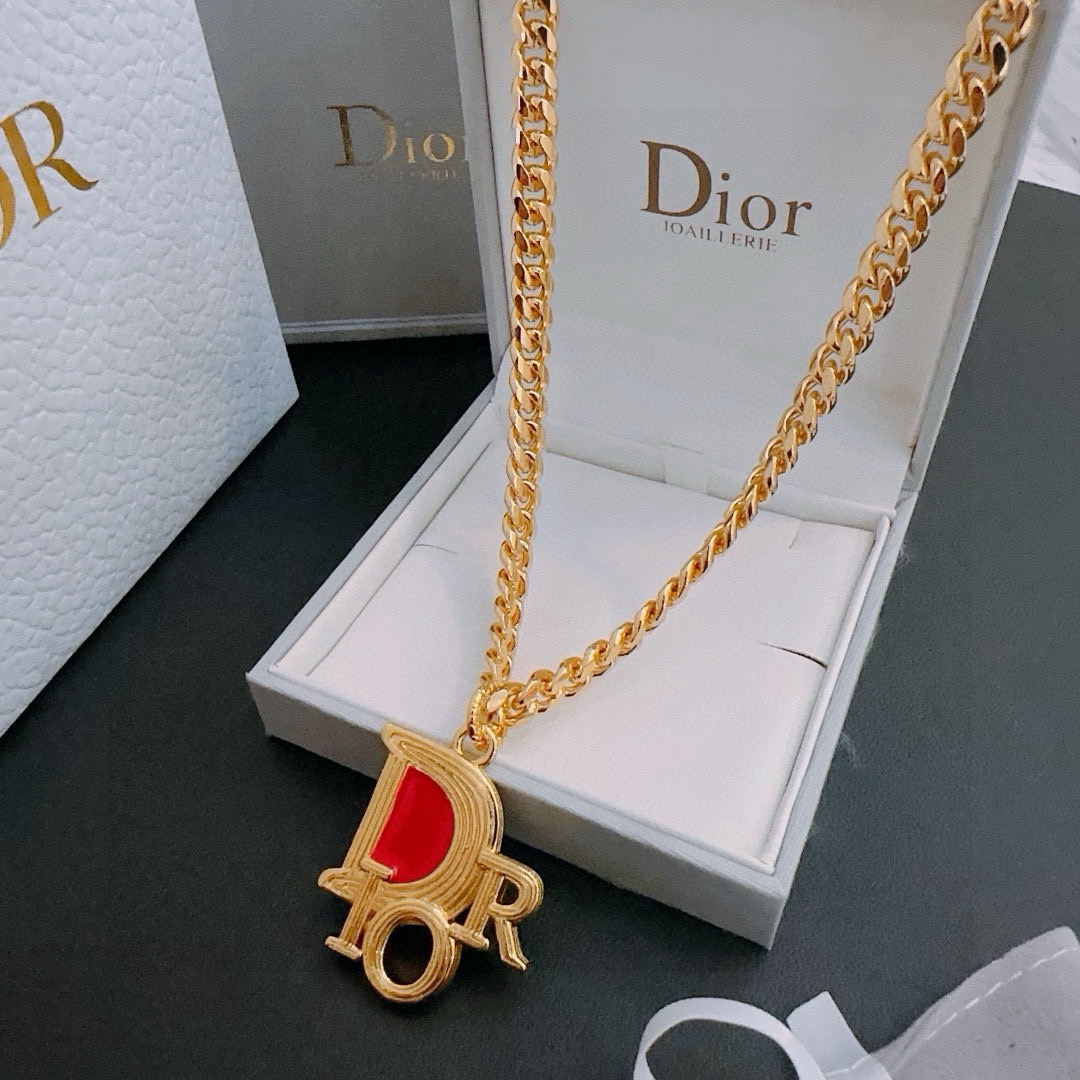    DIOR🔥新款 迪奥项链🇷🇼原单货🇷🇼专柜新款开模复古潮流时尚必备 男女均可佩戴 情侣款同款 摇滚