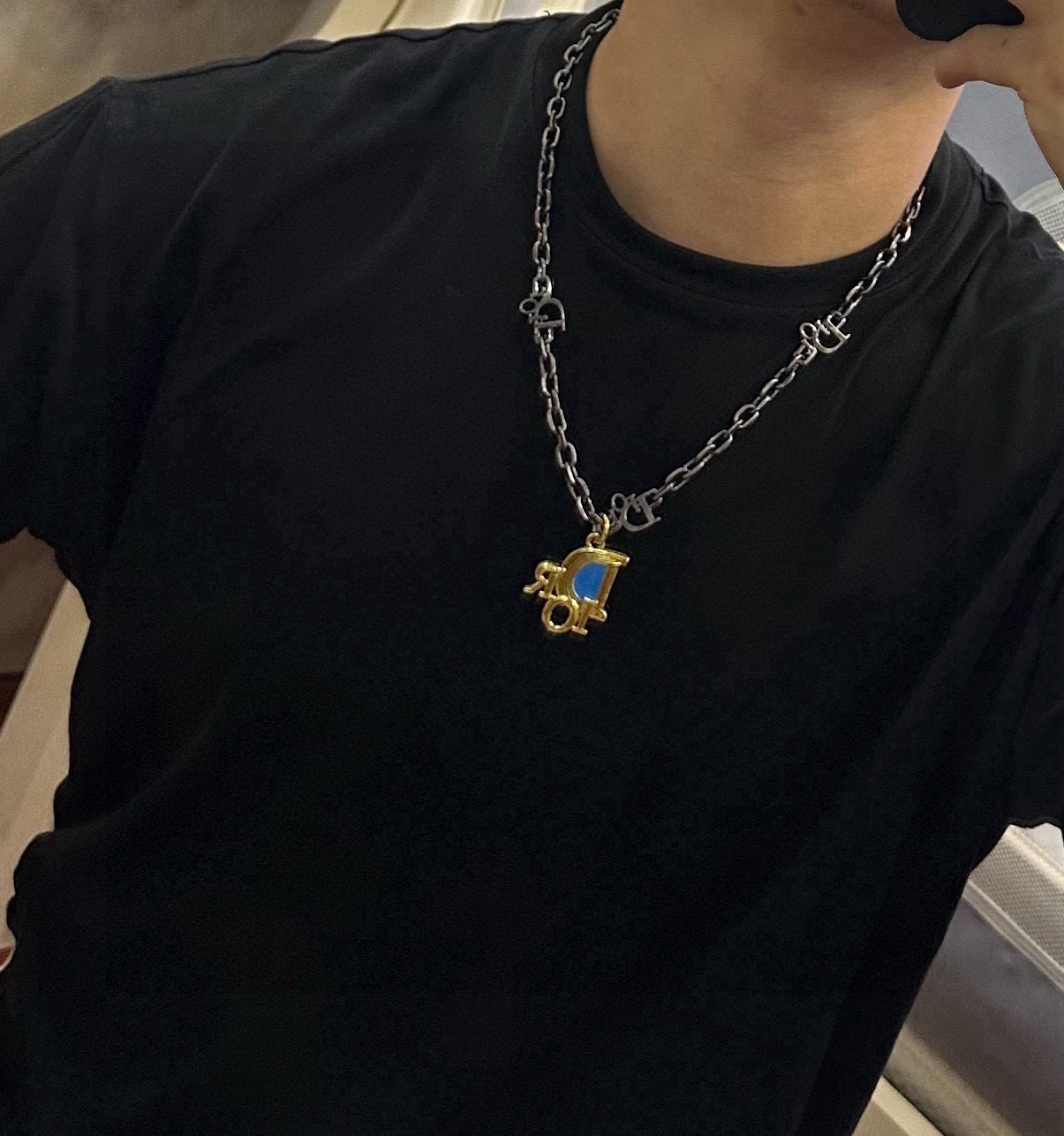    DIOR🔥新款 迪奥项链🇷🇼原单货🇷🇼专柜新款开模复古潮流时尚必备 男女均可佩戴 情侣款同款 摇滚