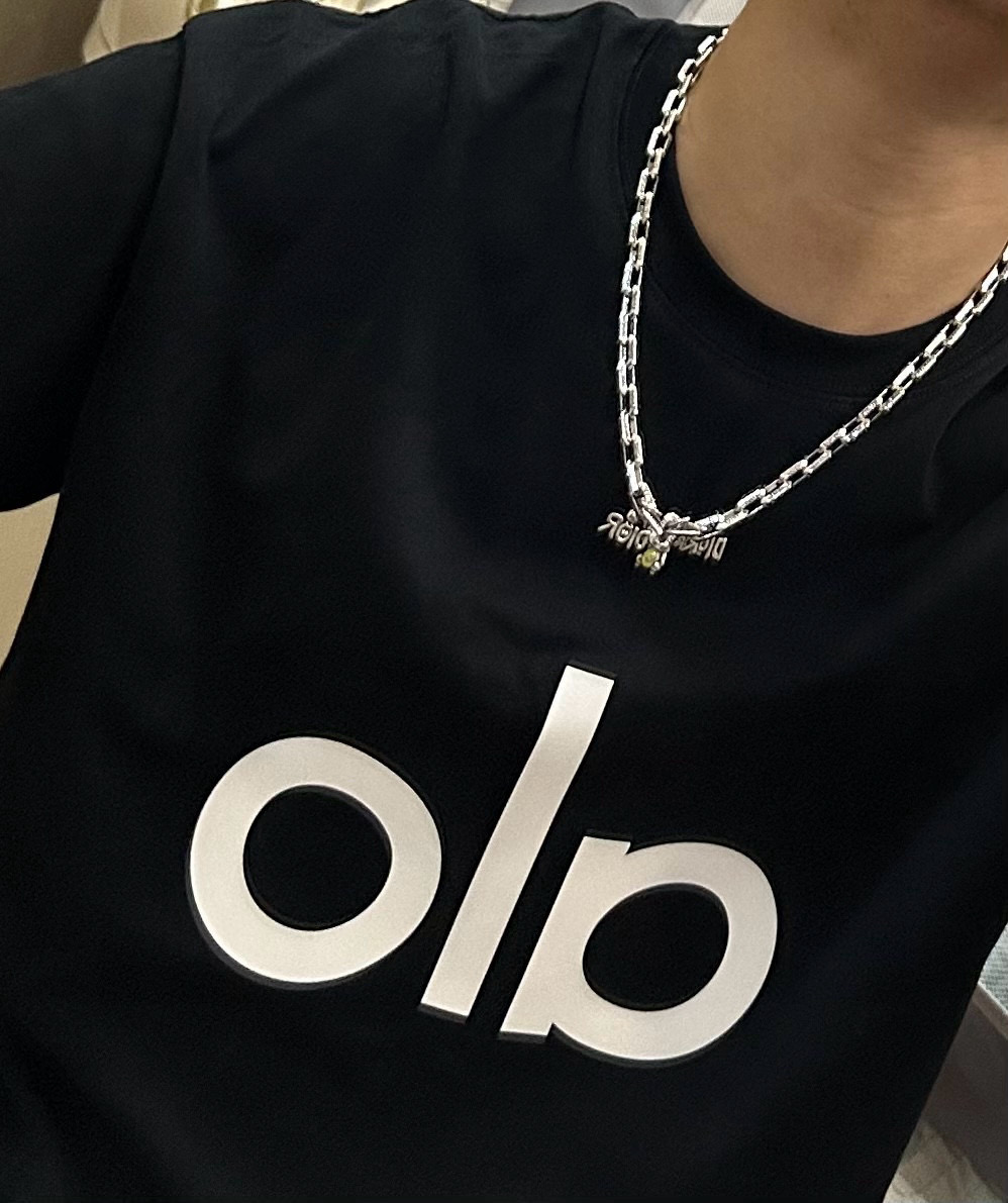    DIOR🔥新款 迪奥项链🇷🇼原单货🇷🇼专柜新款开模复古潮流时尚必备 男女均可佩戴 情侣款同款 摇滚