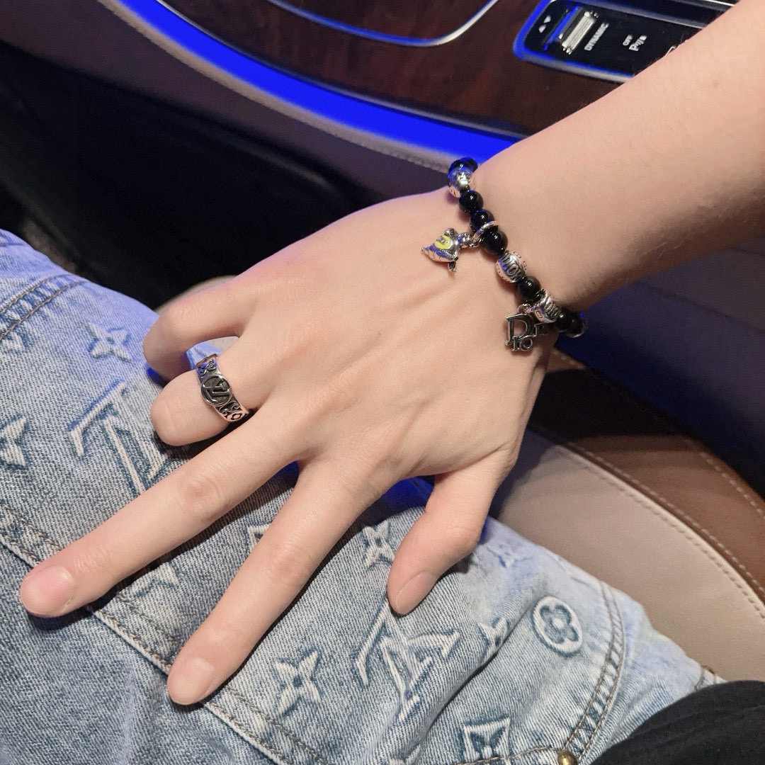   专柜精工版本 DIOR迪奥 多元素玛瑙泰银风格手链 权志龙明星同款 复古做旧风 原版复刻 纯手工打造